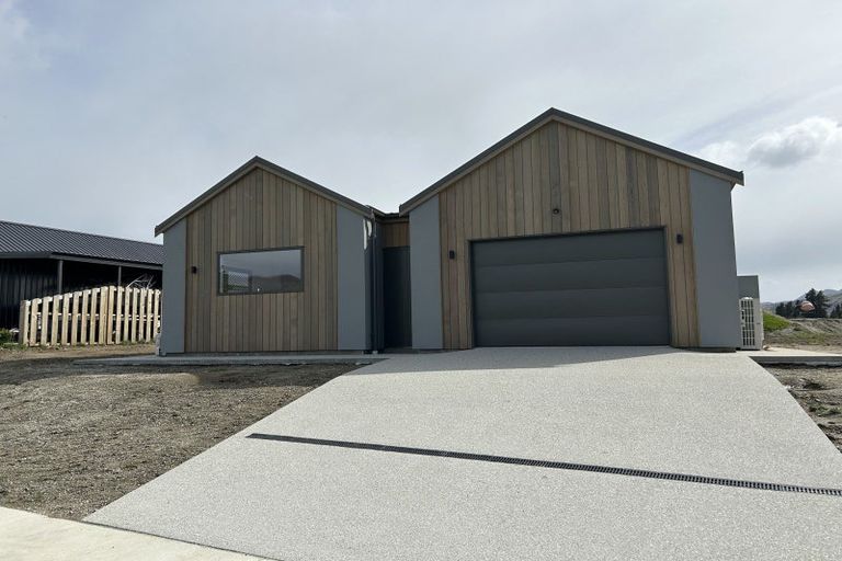 Photo of property in Northlake, 12 Gladbrook Street, Wanaka, 9305