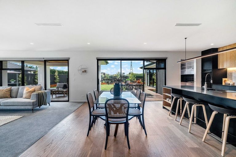 Photo of property in 19 Frank Ernest Crescent, Prebbleton, 7676