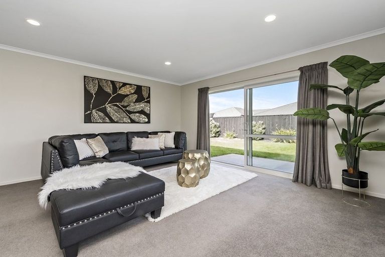 Photo of property in 16 Charlbury Drive, Rolleston, 7615