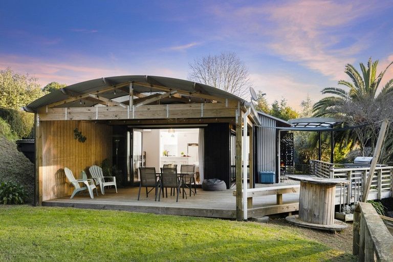 Photo of property in 52r Panorama Drive, Welcome Bay, Tauranga, 3175