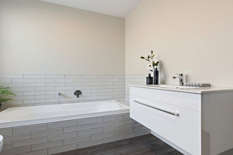 Photo of property in 18 Dempsey Street, Kaiapoi, 7630