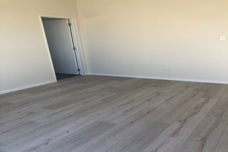 Photo of property in 12 Surf View Crescent, Red Beach, 0932