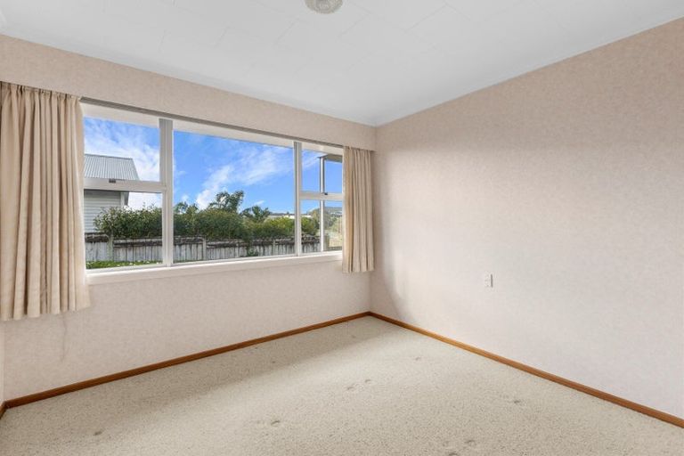 Photo of property in 4/256 Courtenay Street, Strandon, New Plymouth, 4312