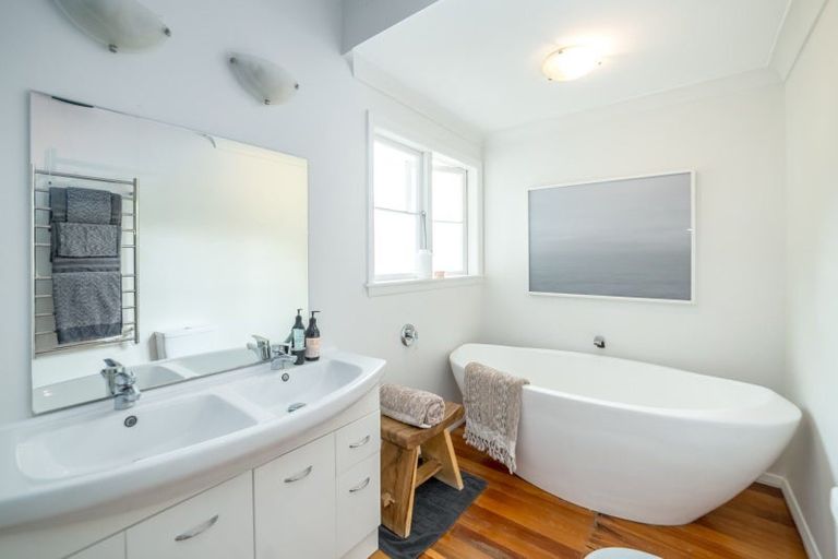 Photo of property in 188 Main Street, Greytown, 5712