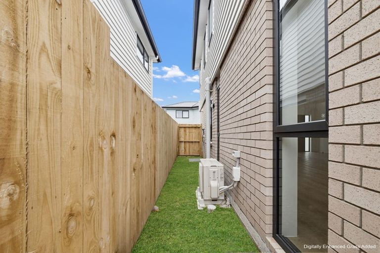 Photo of property in 2/34 Ashlynne Avenue, Papatoetoe, Auckland, 2025