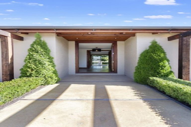 Photo of property in 54 Oakgrove Drive, Rangiora, 7400