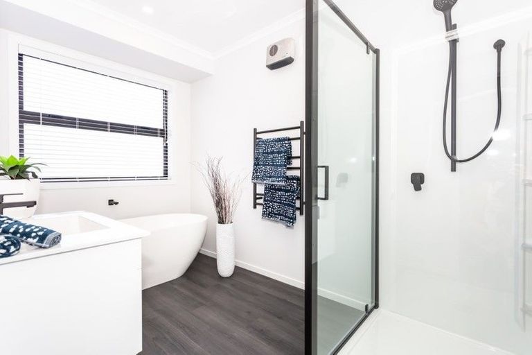 Photo of property in 2 Reuben Avenue, Rolleston, 7615