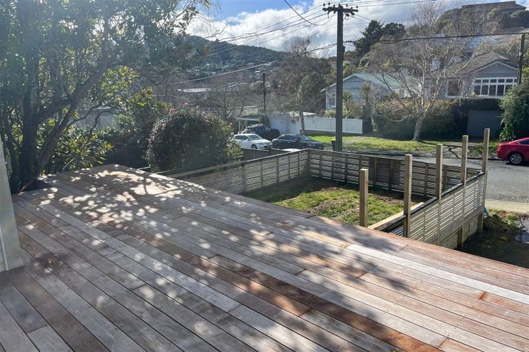 Photo of property in 10 Burrows Avenue, Karori, Wellington, 6012