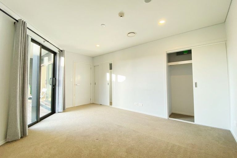 Photo of property in 412/3 Kaipiho Lane, Albany, Auckland, 0632