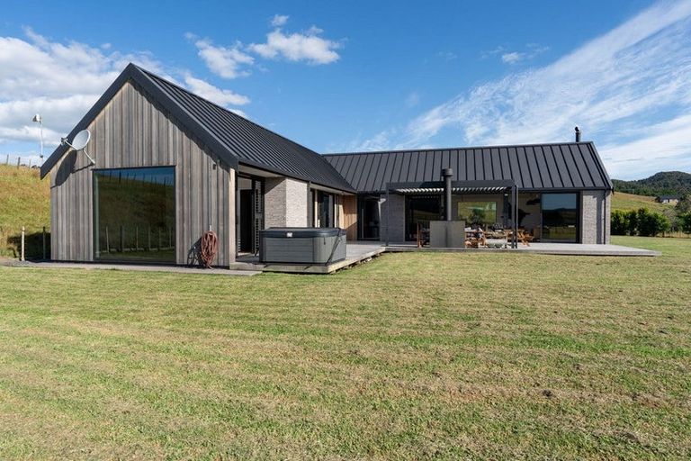 Photo of property in 623b Puketona Road, Haruru, 0204