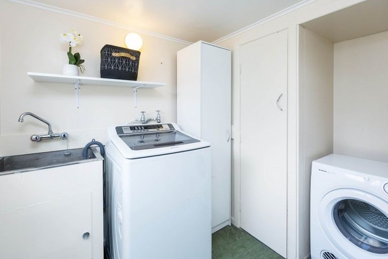 Photo of property in 1 Moehau Grove, Trentham, Upper Hutt, 5018