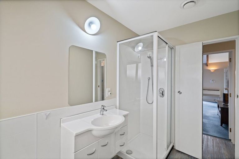 Photo of property in 65 Waimairi Road, Upper Riccarton, Christchurch, 8041