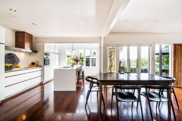Photo of property in 2/33 Norman Road, Hauraki, Auckland, 0622