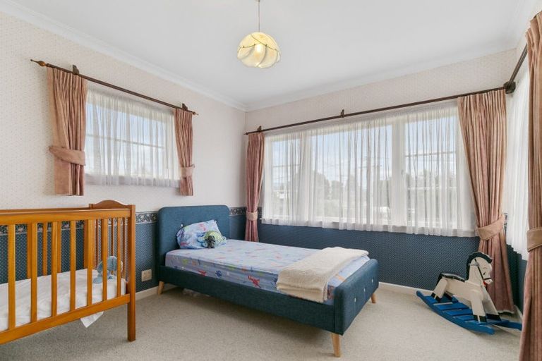 Photo of property in 12 Paisley Street, Levin, 5510