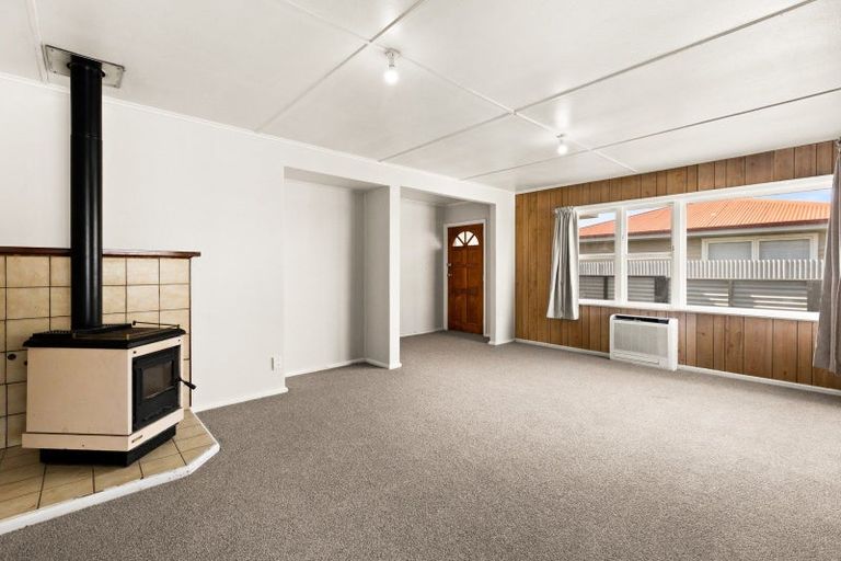 Photo of property in 64 Bill Hercock Street, Pirimai, Napier, 4112