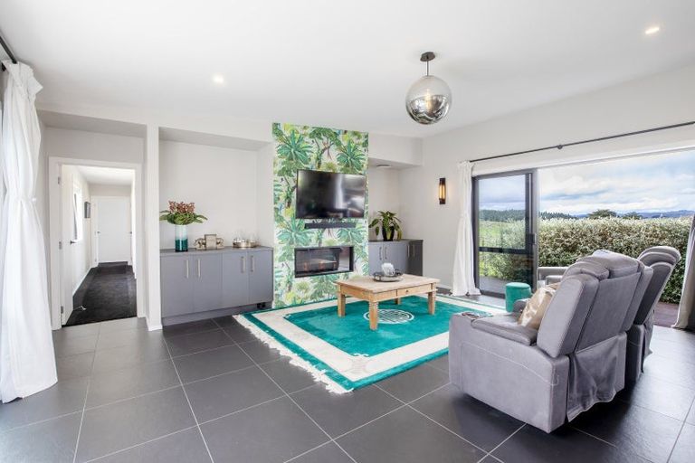 Photo of property in 9 Tamumu Church Road, Otane, Waipawa, 4271