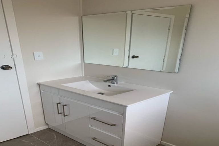 Photo of property in 1/7a Browns Road, Manurewa, Auckland, 2102