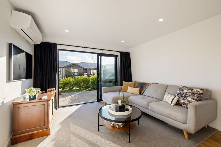 Photo of property in 13 Koral Lane, Broomfield, Christchurch, 8042
