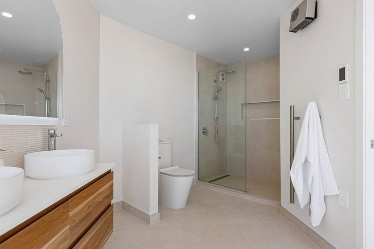 Photo of property in 28 Panorama Road, Clifton, Christchurch, 8081