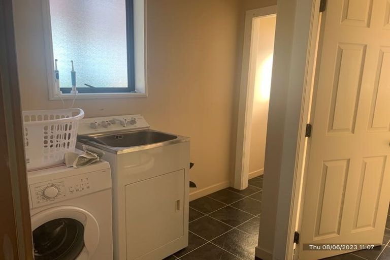 Photo of property in 94 Queen Street, Westport, 7825