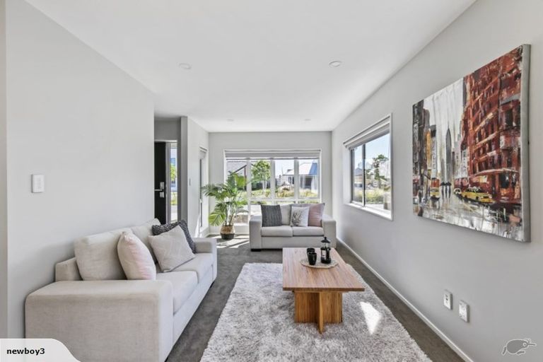 Photo of property in 31 Matata Drive, Takanini, 2112