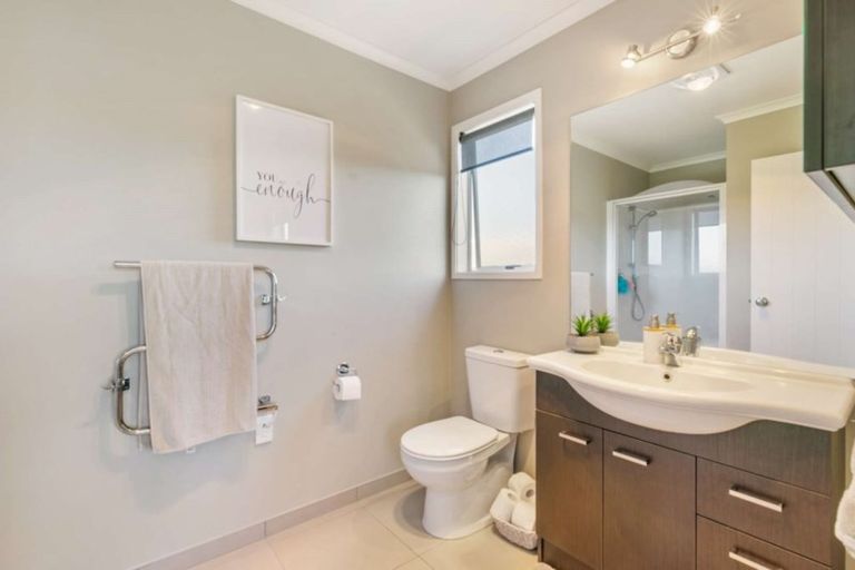 Photo of property in 135 Landing Drive, Pyes Pa, Tauranga, 3112