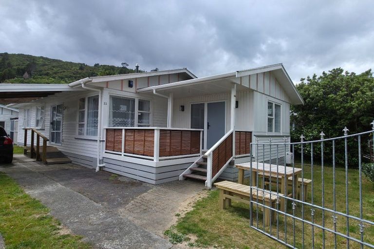 Photo of property in 22 Parenga Street, Wainuiomata, Lower Hutt, 5014