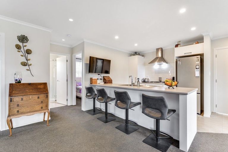 Photo of property in 32 Pragma Rise, Rototuna North, Hamilton, 3210
