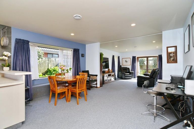 Photo of property in 8b Kingsbury Avenue, Rangiora, 7400