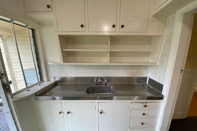 Photo of property in 80 Hinau Street, Riccarton, Christchurch, 8041