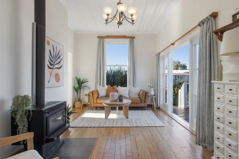 Photo of property in 12 Galbraith Street, Waihi, 3610