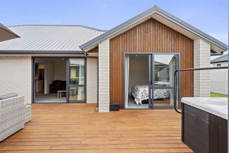 Photo of property in 4 Taylor Street, Cambridge, 3434