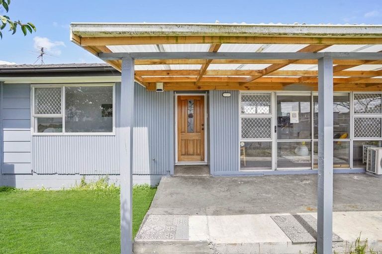 Photo of property in 1/42 Kenderdine Road, Papatoetoe, Auckland, 2025
