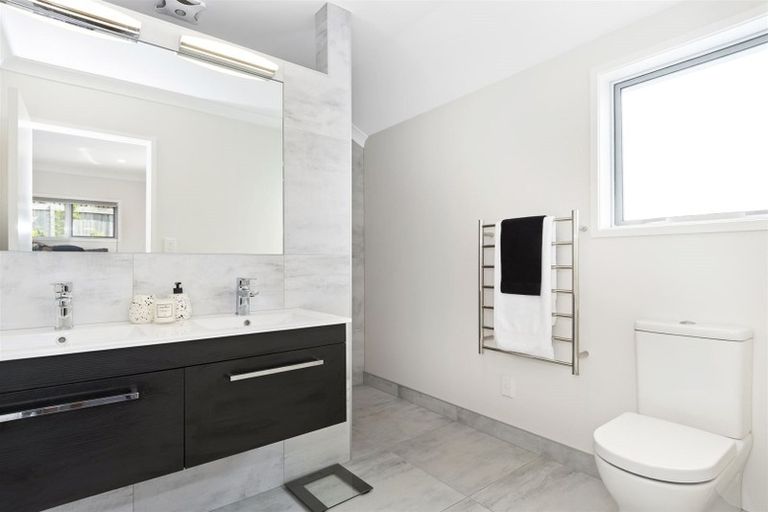 Photo of property in 19 Puhirake Crescent, Pyes Pa, Tauranga, 3112
