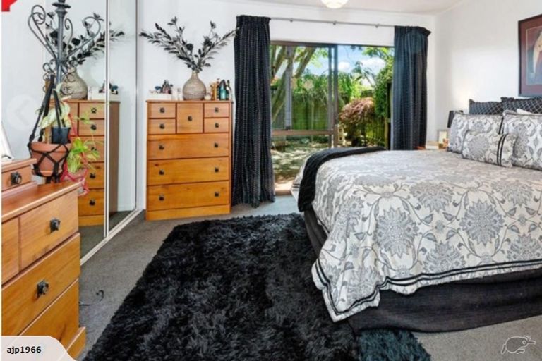 Photo of property in 9 Ludlow Place, Parklands, Christchurch, 8083