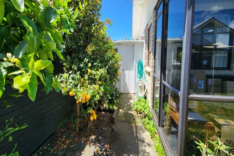 Photo of property in 3/12 Darnell Street, Fitzroy, New Plymouth, 4312