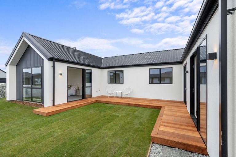 Photo of property in 1 Waterford Farm Road, Halswell, Christchurch, 8025
