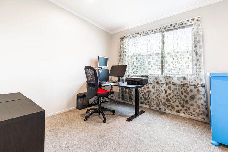 Photo of property in 22 Peihana Road, Hobsonville, Auckland, 0616