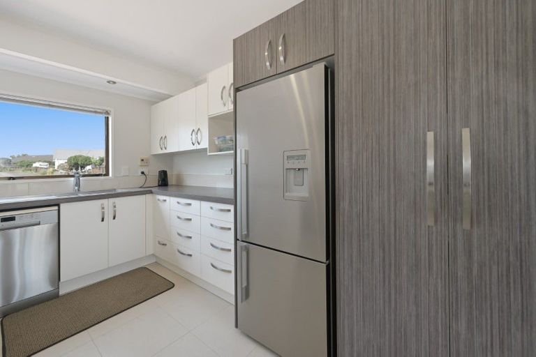 Photo of property in 35 Clivedene Street, Matua, Tauranga, 3110