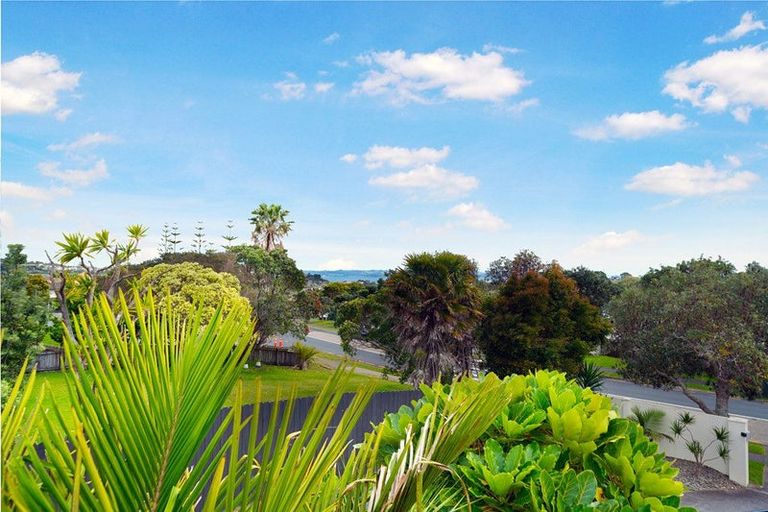 Photo of property in 61 Alec Craig Way, Gulf Harbour, Whangaparaoa, 0930