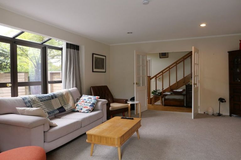 Photo of property in Willow Court, 6/15 Pehi Kupa Street, Waikanae, 5036