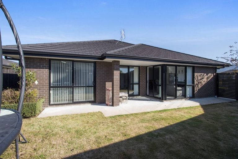 Photo of property in 16 Eastbank Drive, Katikati, 3129