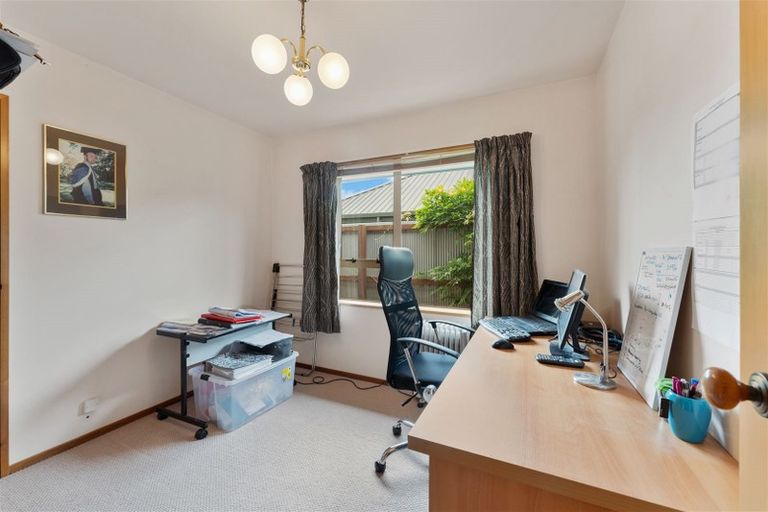 Photo of property in 43 Gladstone Road, Woodend, 7610