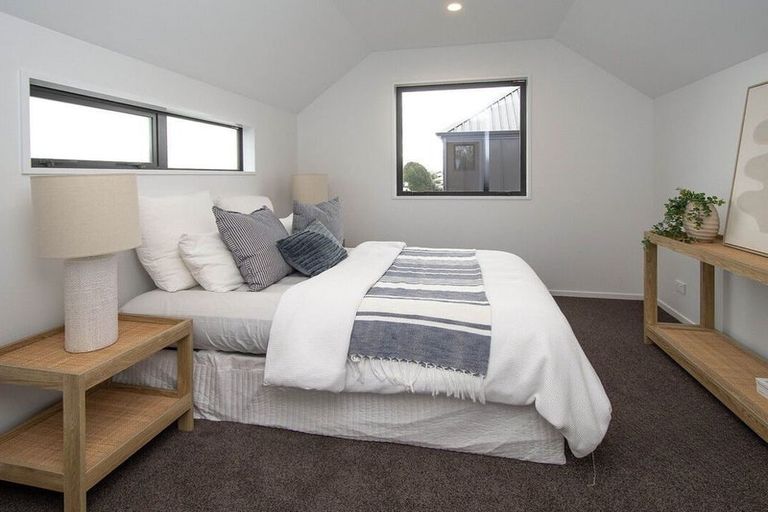 Photo of property in 26 Hargest Crescent, Sydenham, Christchurch, 8023