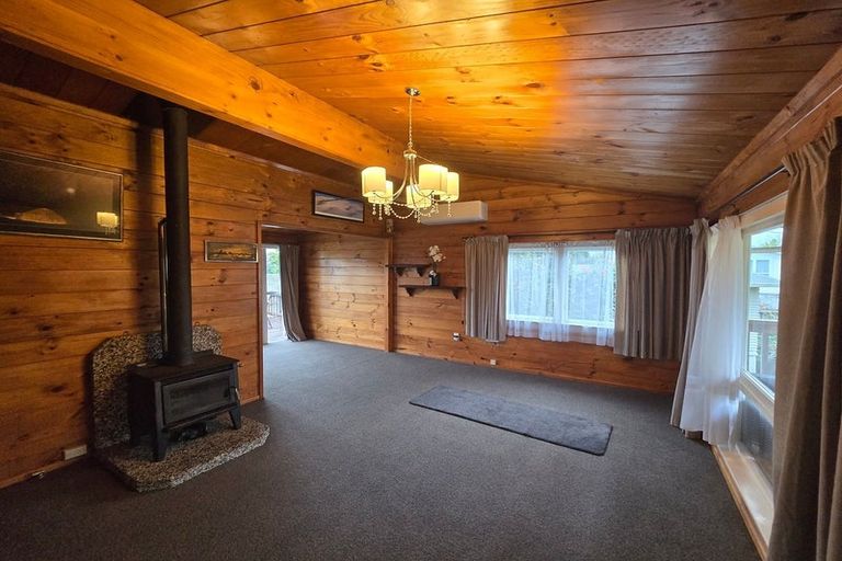 Photo of property in 1/33 Sunset Street, Hilltop, Taupo, 3330