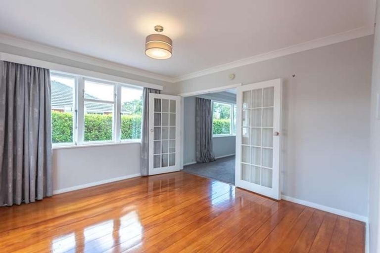 Photo of property in 5 Iris Grove, Trentham, Upper Hutt, 5018