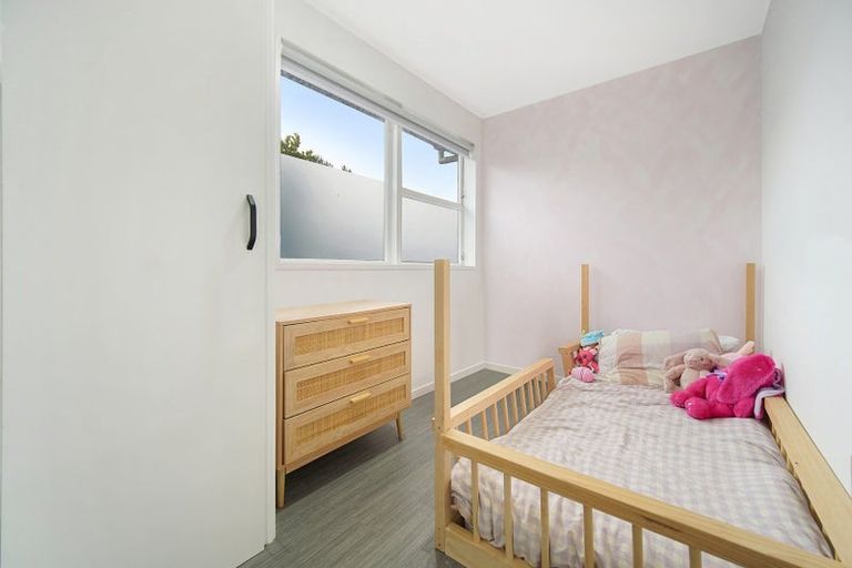 Photo of property in 2/450 Great South Road, Opaheke, Papakura, 2113