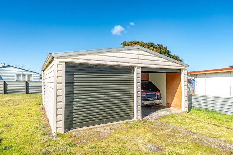 Photo of property in 157 Puriri Street, Castlecliff, Whanganui, 4501