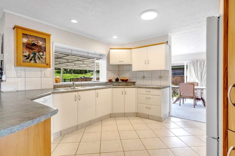 Photo of property in 24 Webb Place, Taradale, Napier, 4112