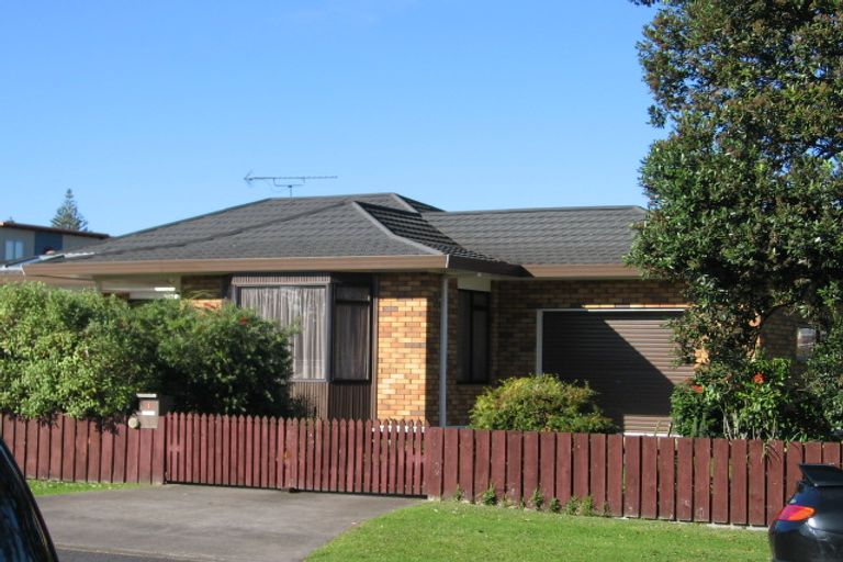 Photo of property in 8 Moenui Avenue, Orewa, 0931